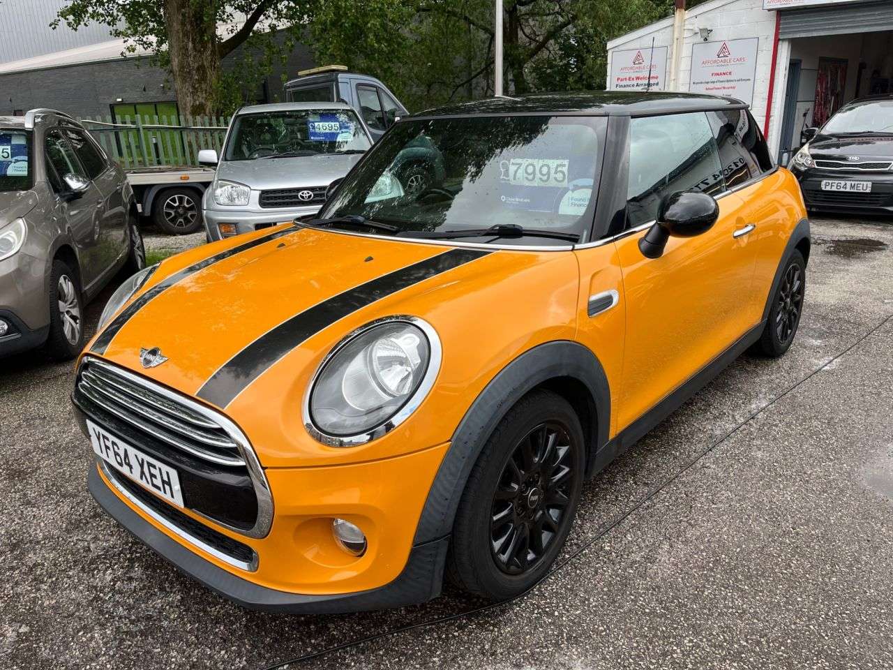 A 2014 MINI HATCH 1.5 Cooper Hatchback 3dr Petrol Auto Euro 6 (s/s) (136 ps) A 2014 MINI HATCH 1.5 Cooper Hatchback 3dr Petrol Auto Euro 6 (s/s) (136 ps)