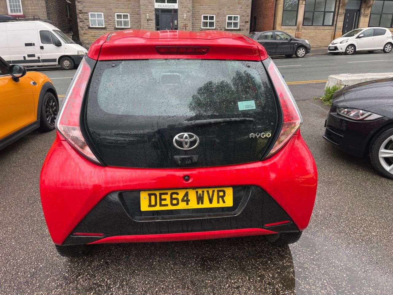 A 2014 TOYOTA AYGO 1.0 VVT-i x-play Hatchback 5dr Petrol Manual Euro 5 Euro 5 (68 ps) A 2014 TOYOTA AYGO 1.0 VVT-i x-play Hatchback 5dr Petrol Manual Euro 5 Euro 5 (68 ps)