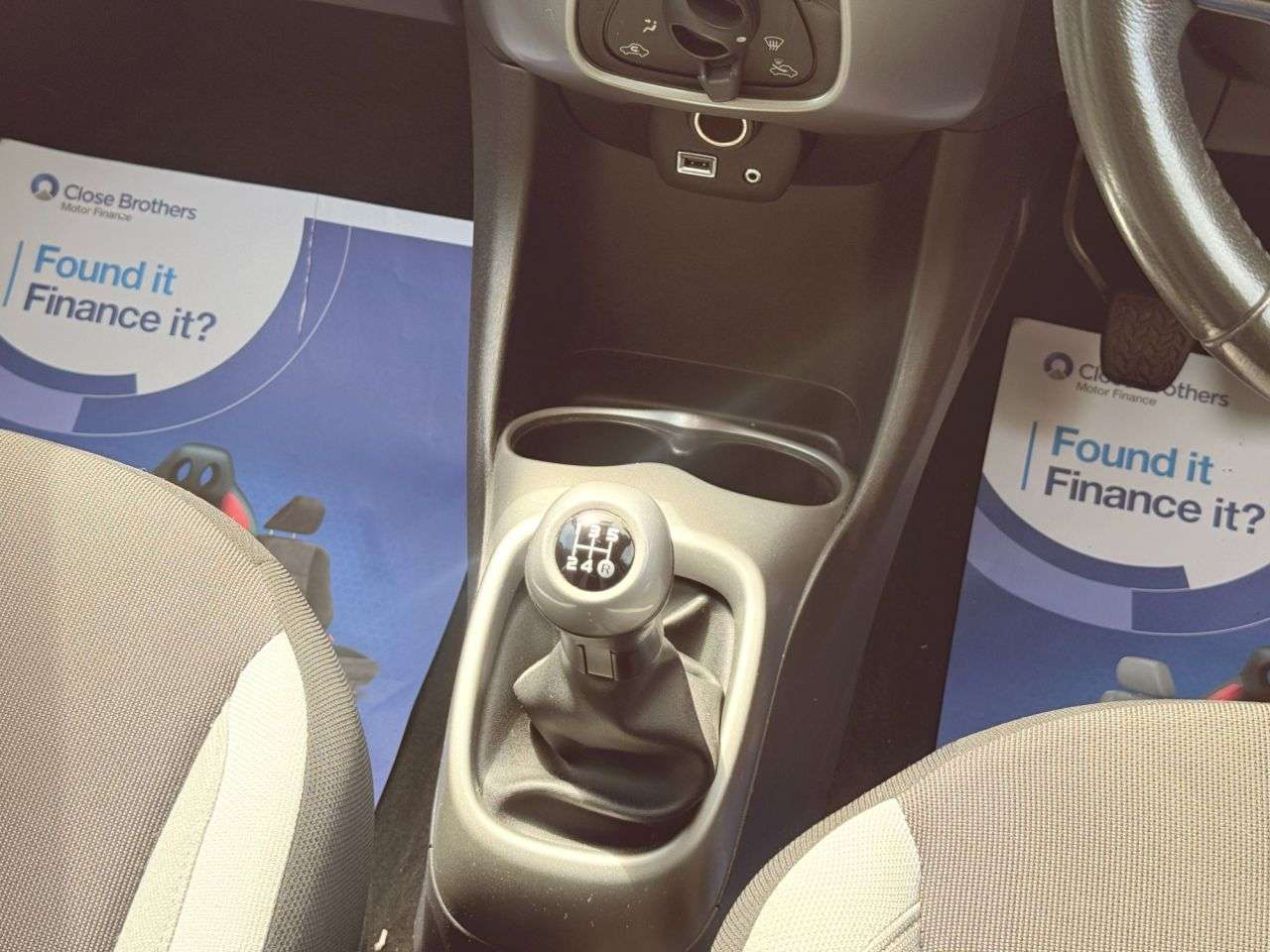 2014 TOYOTA AYGO 2014 TOYOTA AYGO