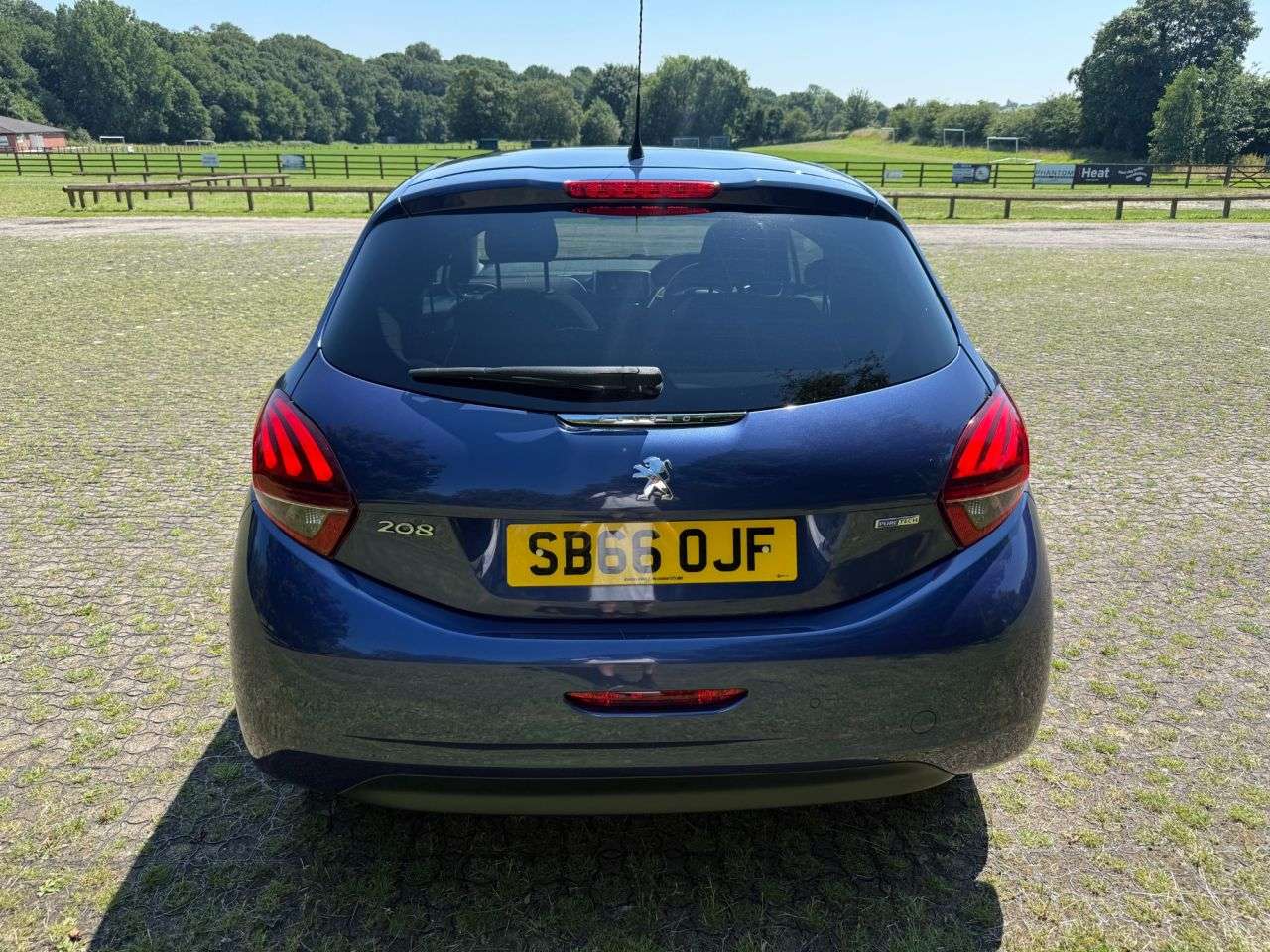 2016 PEUGEOT 208 2016 PEUGEOT 208