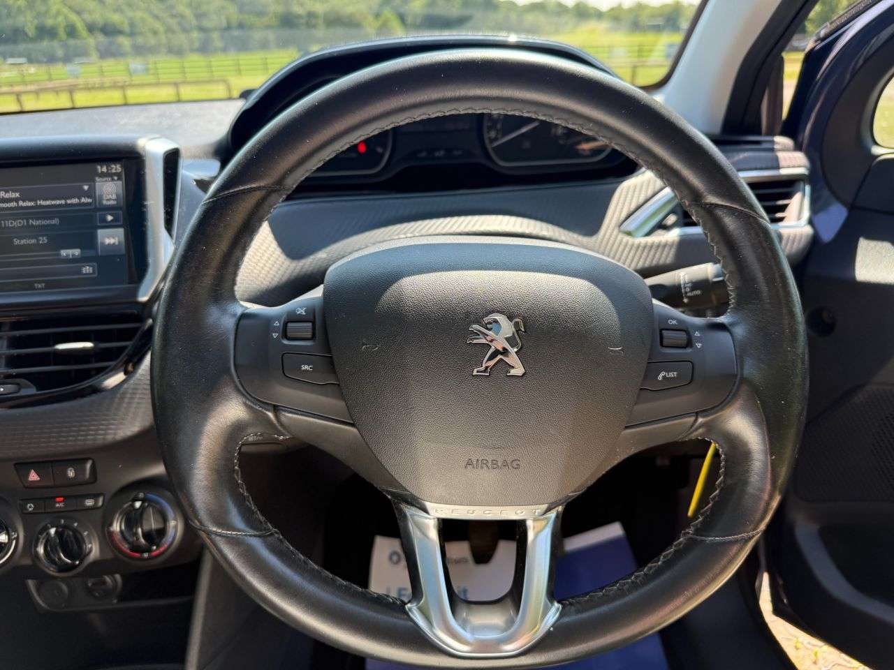 2016 PEUGEOT 208 2016 PEUGEOT 208