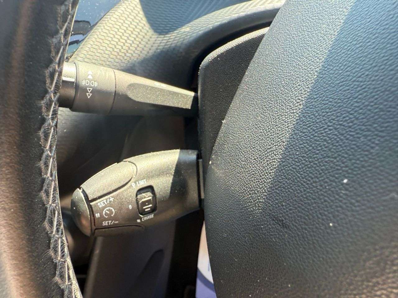 2016 PEUGEOT 208 2016 PEUGEOT 208