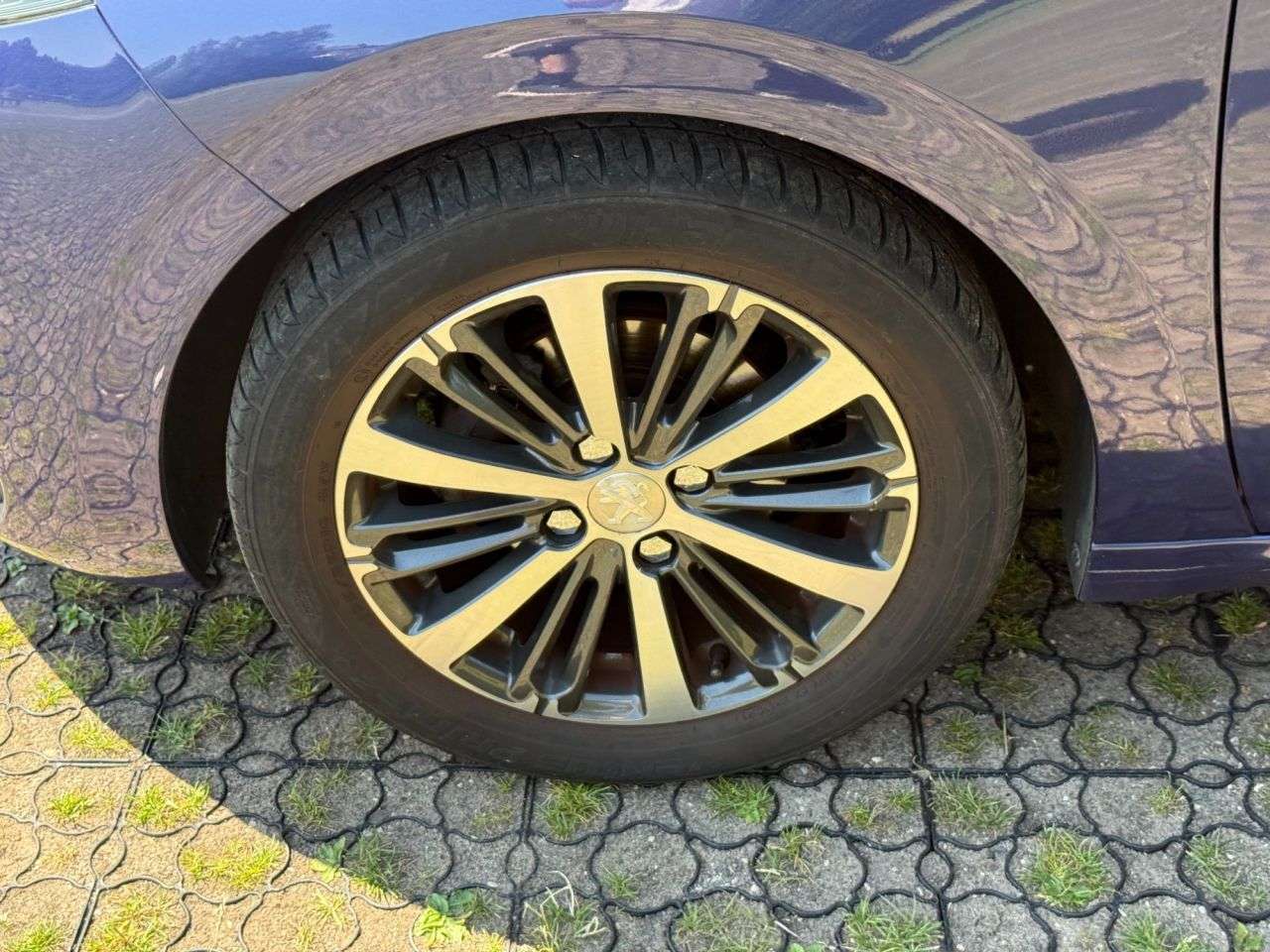2016 PEUGEOT 208 2016 PEUGEOT 208