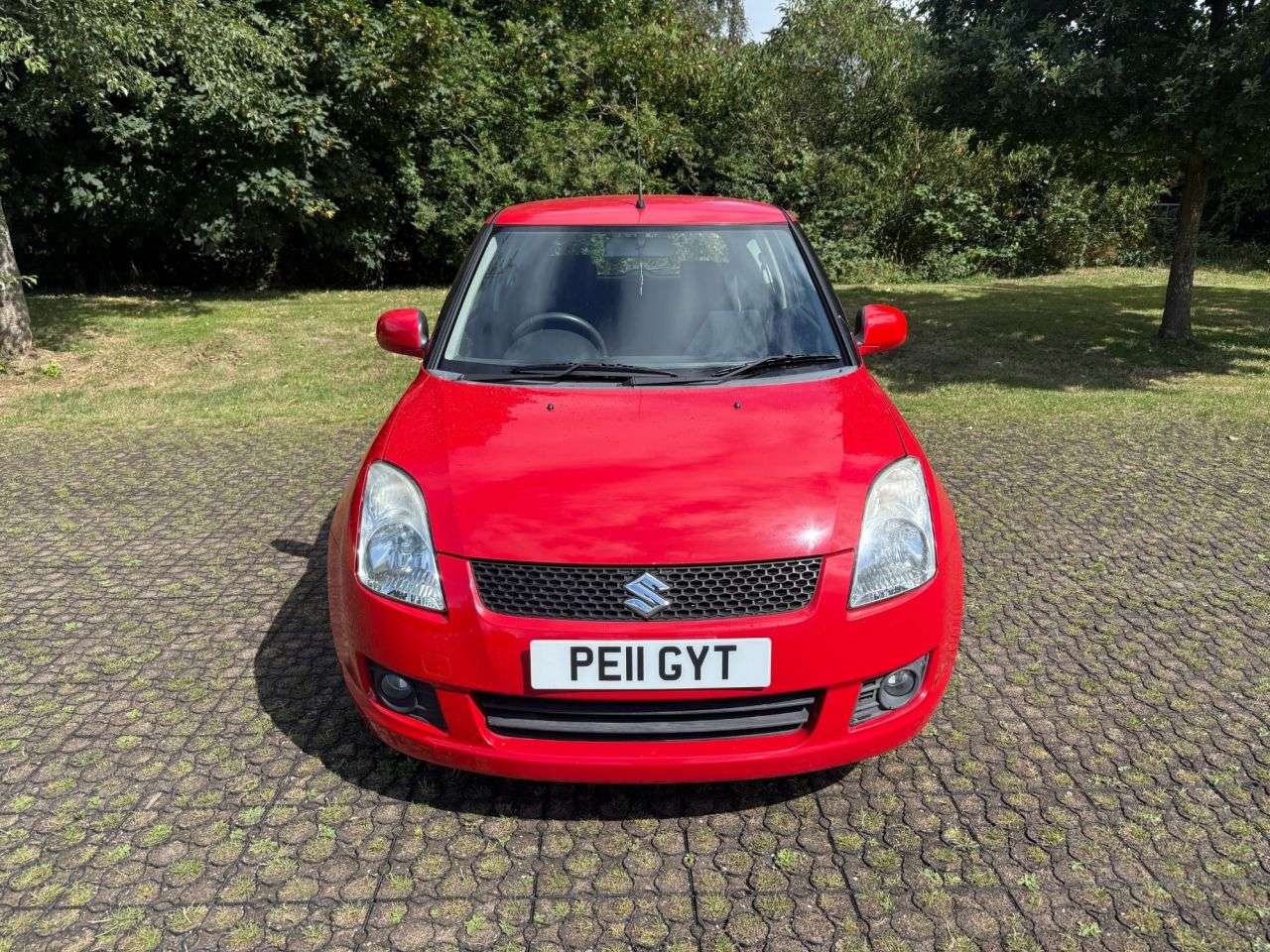 A 2011 SUZUKI SWIFT 1.3 SZ3 Hatchback 3dr Petrol Manual (140 g/km, 91 bhp) A 2011 SUZUKI SWIFT 1.3 SZ3 Hatchback 3dr Petrol Manual (140 g/km, 91 bhp)