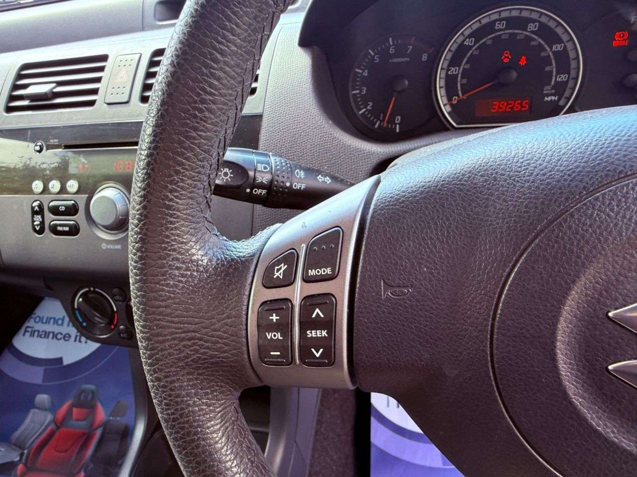 2011 SUZUKI SWIFT 2011 SUZUKI SWIFT
