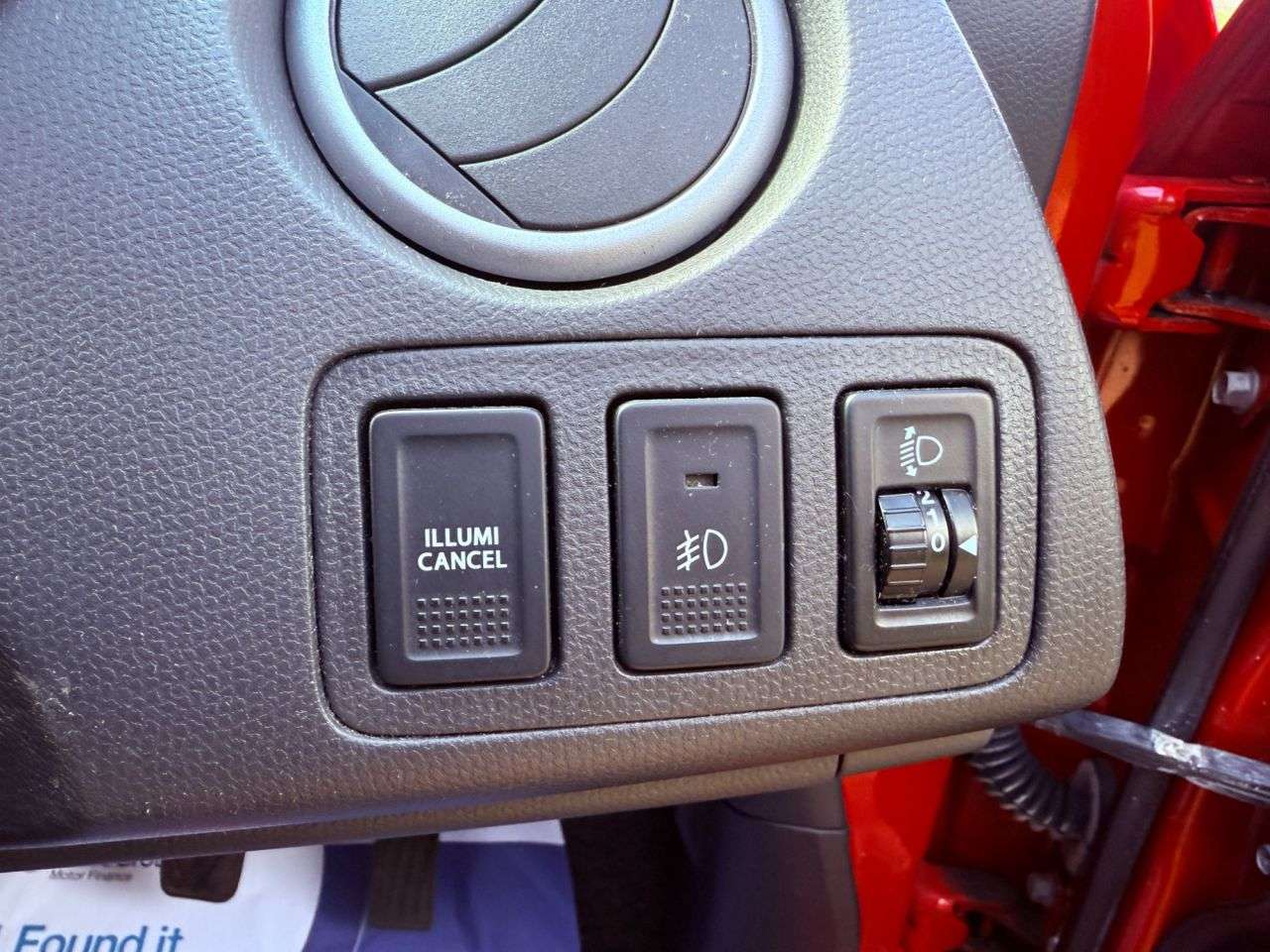 2011 SUZUKI SWIFT 2011 SUZUKI SWIFT