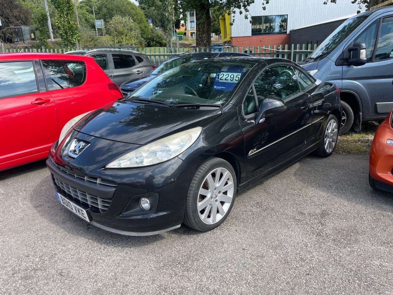 A 2010 PEUGEOT 207 CC 1.6 VTi Allure Convertible 2dr Petrol Manual Euro 5 (120 ps) A 2010 PEUGEOT 207 CC 1.6 VTi Allure Convertible 2dr Petrol Manual Euro 5 (120 ps)