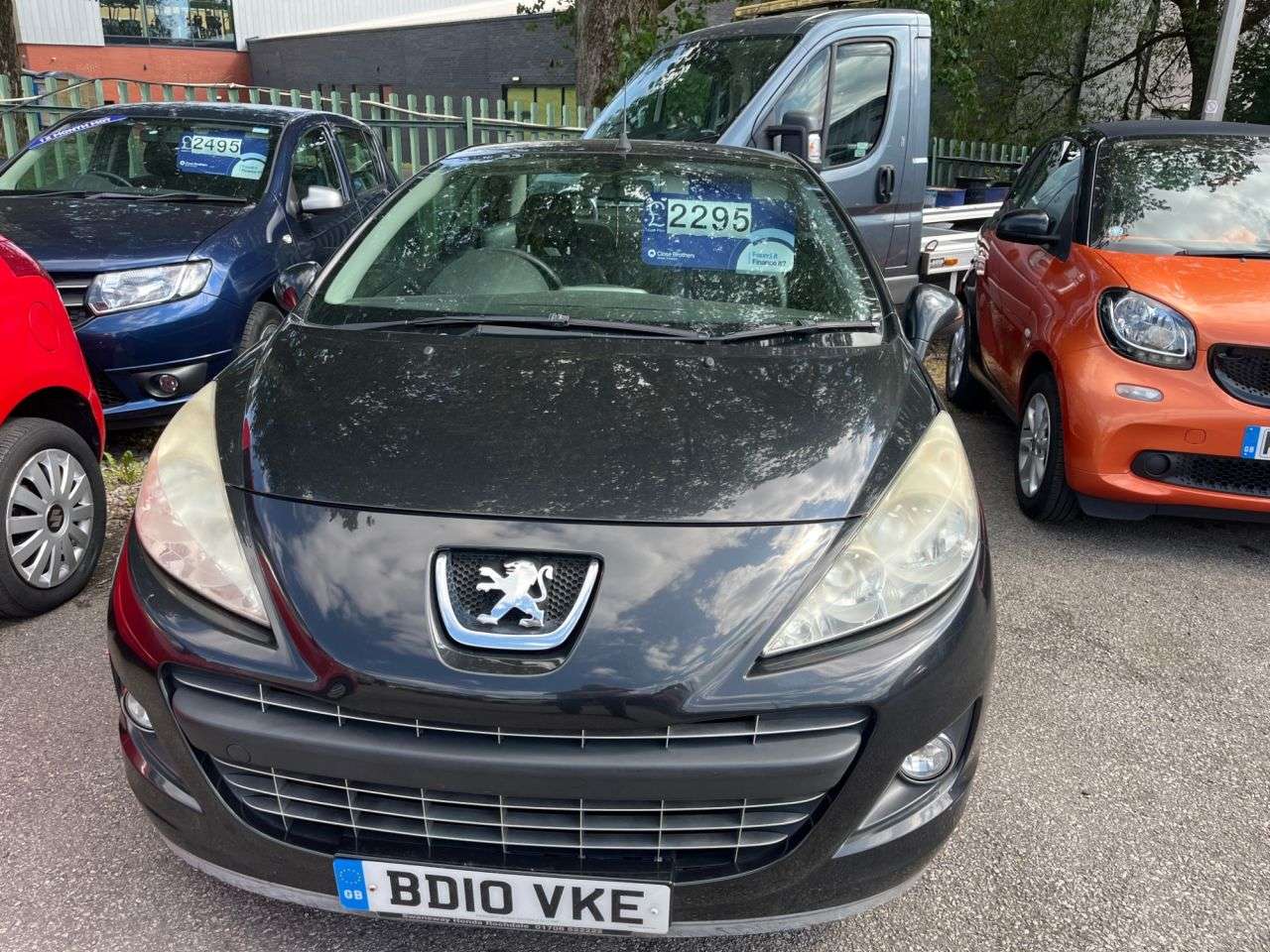 A 2010 PEUGEOT 207 CC 1.6 VTi Allure Convertible 2dr Petrol Manual Euro 5 (120 ps) A 2010 PEUGEOT 207 CC 1.6 VTi Allure Convertible 2dr Petrol Manual Euro 5 (120 ps)