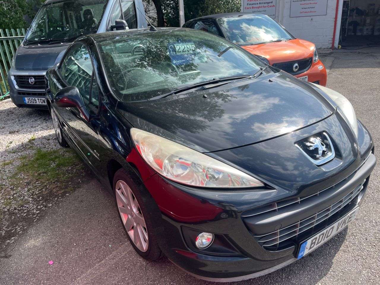 A 2010 PEUGEOT 207 CC 1.6 VTi Allure Convertible 2dr Petrol Manual Euro 5 (120 ps) A 2010 PEUGEOT 207 CC 1.6 VTi Allure Convertible 2dr Petrol Manual Euro 5 (120 ps)