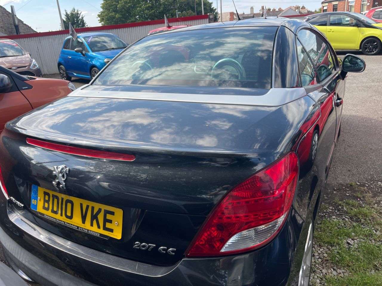 A 2010 PEUGEOT 207 CC 1.6 VTi Allure Convertible 2dr Petrol Manual Euro 5 (120 ps) A 2010 PEUGEOT 207 CC 1.6 VTi Allure Convertible 2dr Petrol Manual Euro 5 (120 ps)