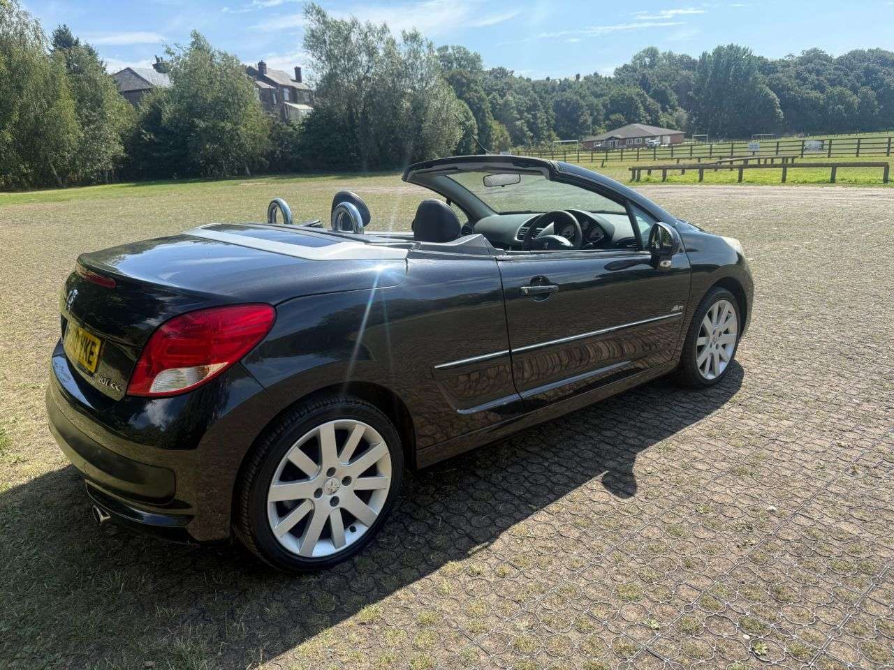 2010 PEUGEOT 207 CC 2010 PEUGEOT 207 CC