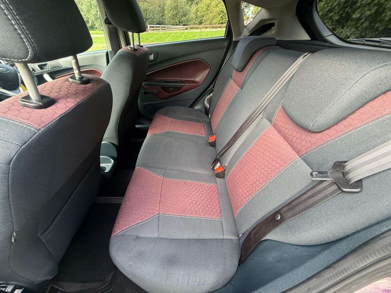 2010 FORD FIESTA 2010 FORD FIESTA