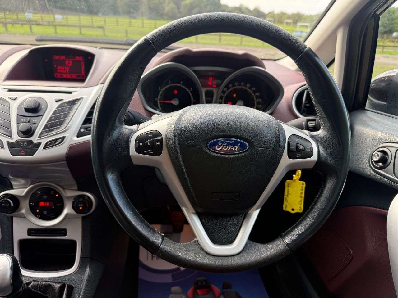 2010 FORD FIESTA 2010 FORD FIESTA