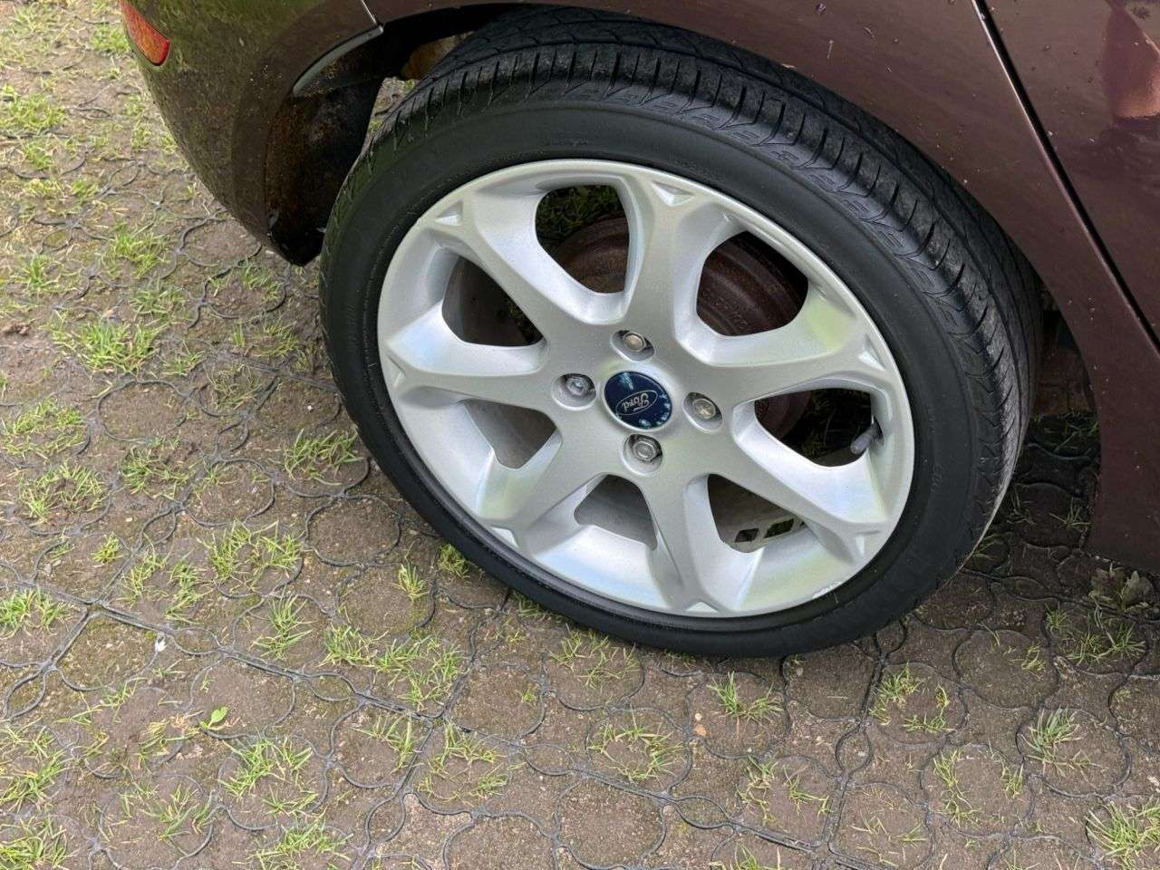 2010 FORD FIESTA 2010 FORD FIESTA