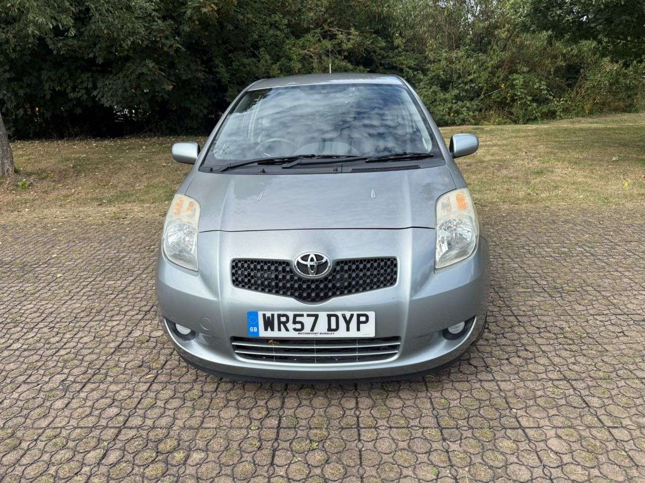 A 2007 TOYOTA YARIS 1.3 T3 Hatchback 3dr Petrol Multimode (136 g/km, 85 bhp) A 2007 TOYOTA YARIS 1.3 T3 Hatchback 3dr Petrol Multimode (136 g/km, 85 bhp)