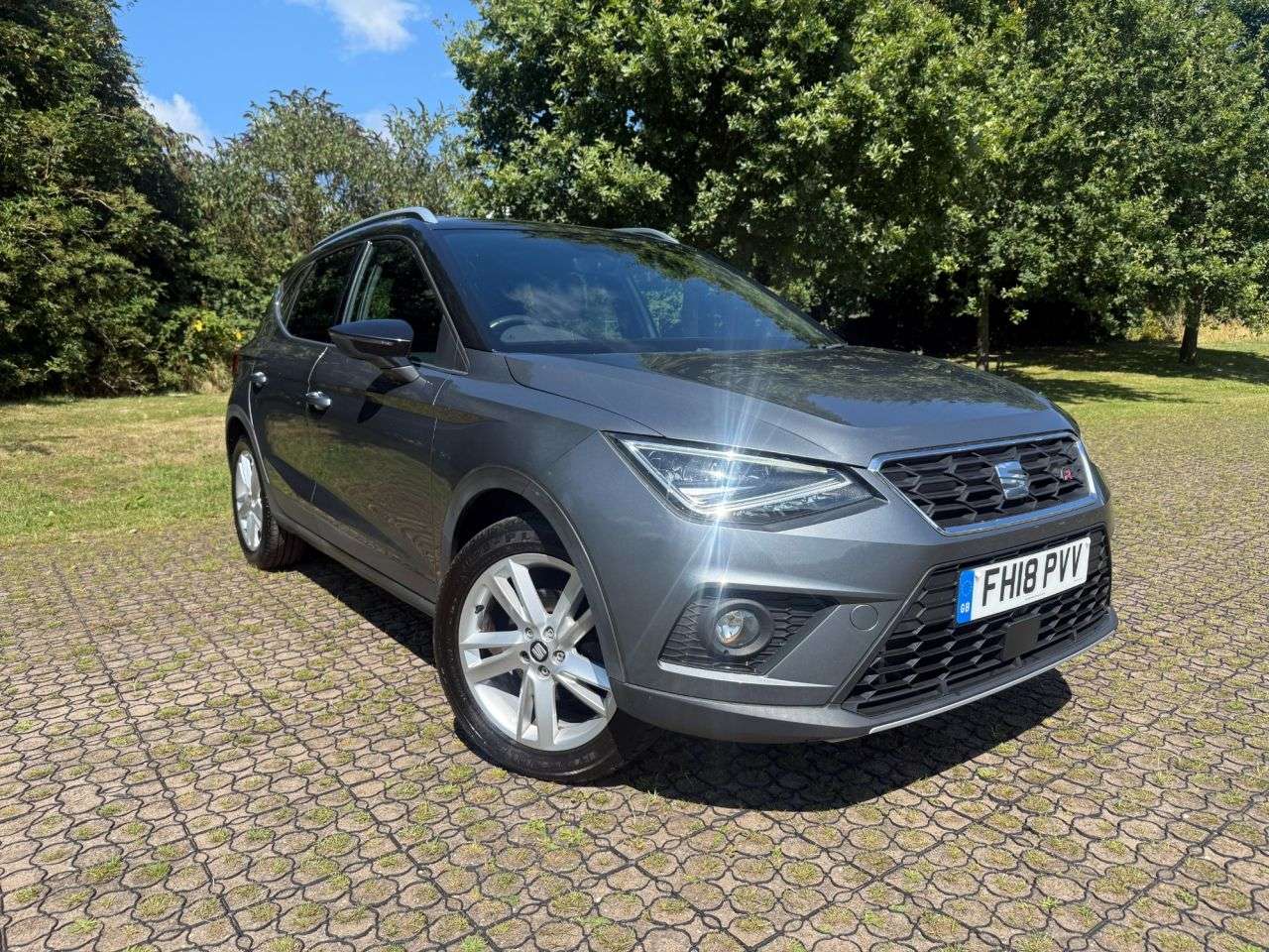 A 2018 SEAT ARONA 1.0 TSI FR SUV 5dr Petrol Manual Euro 6 (s/s) (115 ps) A 2018 SEAT ARONA 1.0 TSI FR SUV 5dr Petrol Manual Euro 6 (s/s) (115 ps)