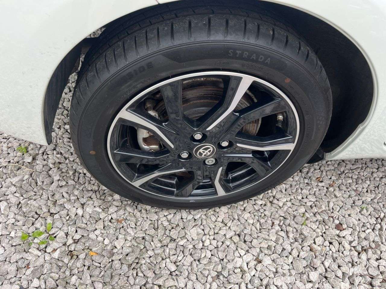 2016 TOYOTA YARIS 2016 TOYOTA YARIS