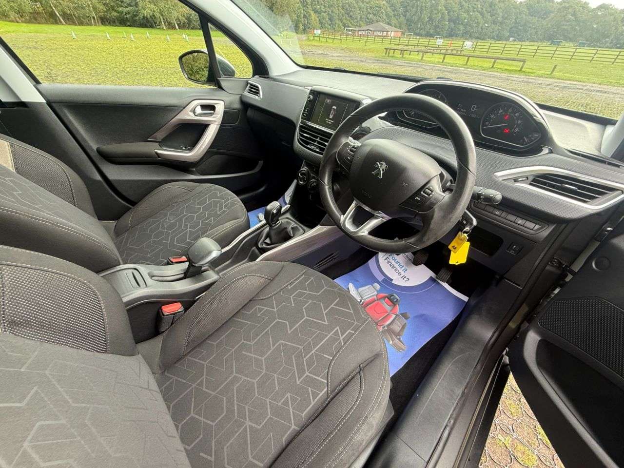2016 PEUGEOT 2008 2016 PEUGEOT 2008