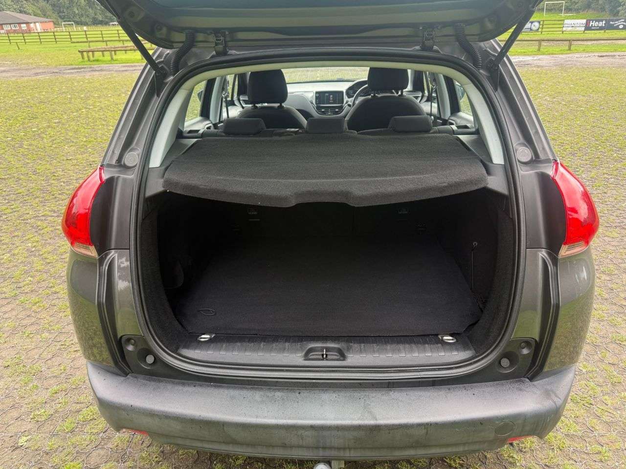 2016 PEUGEOT 2008 2016 PEUGEOT 2008