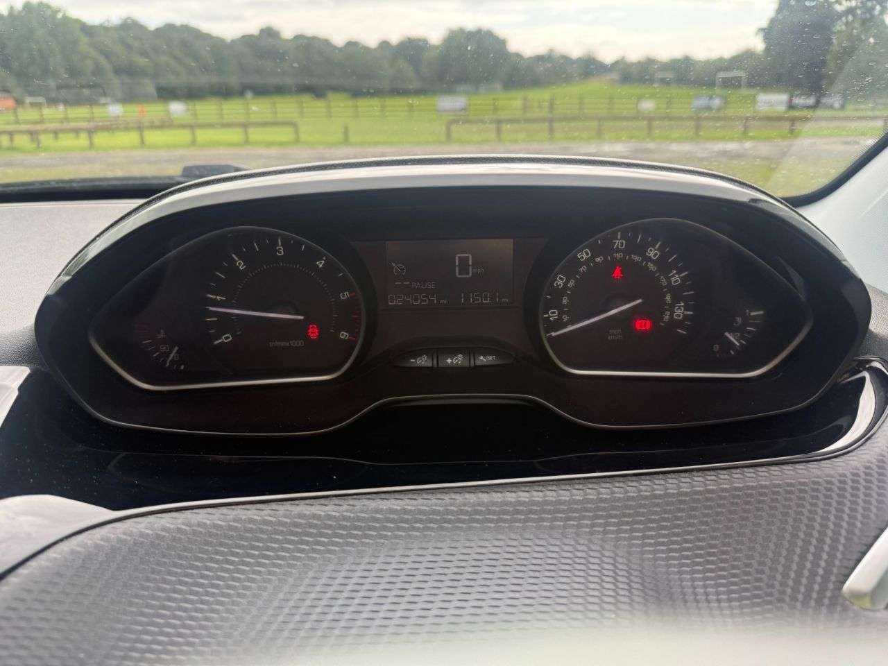 2016 PEUGEOT 2008 2016 PEUGEOT 2008