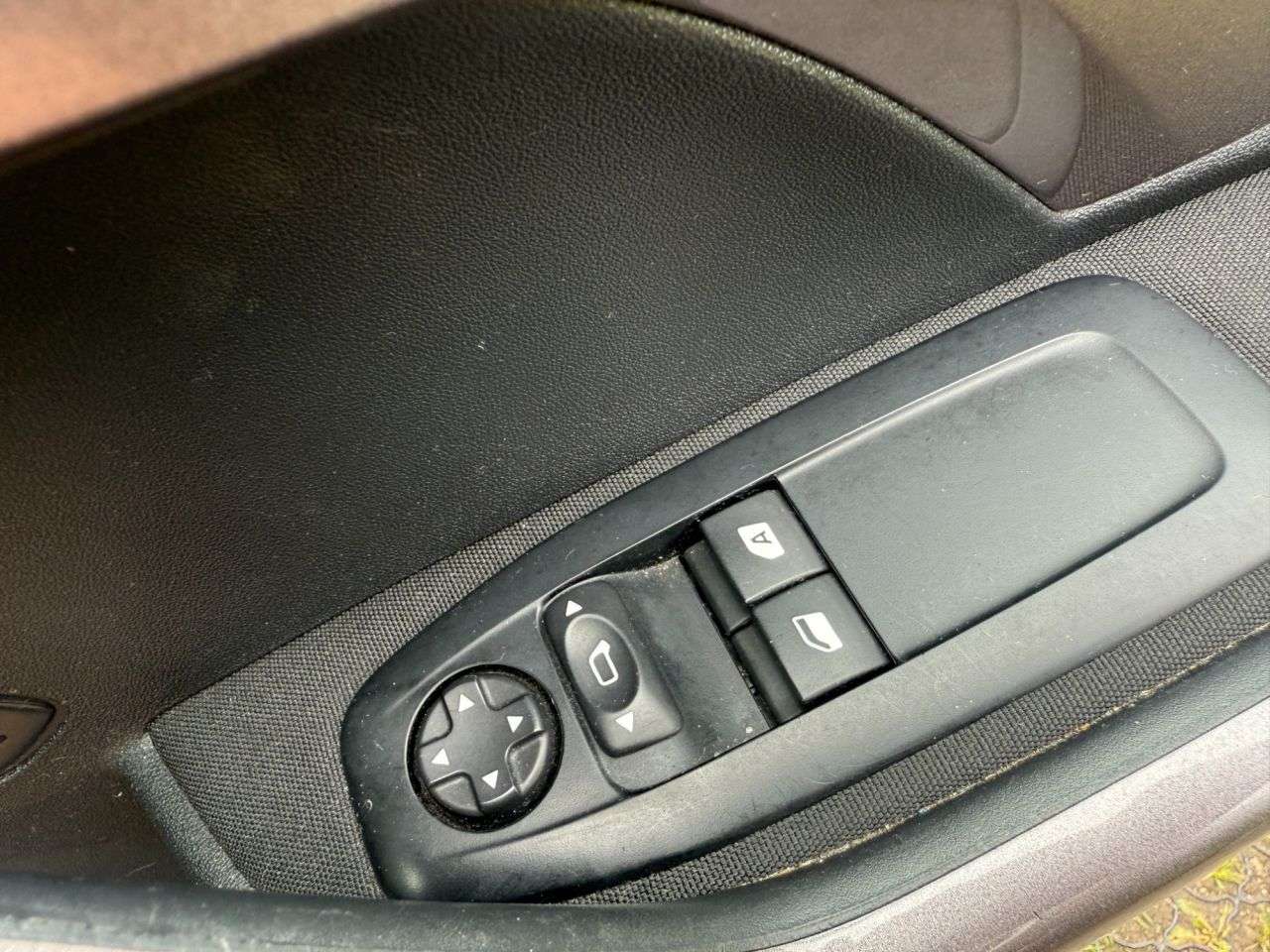2016 PEUGEOT 2008 2016 PEUGEOT 2008
