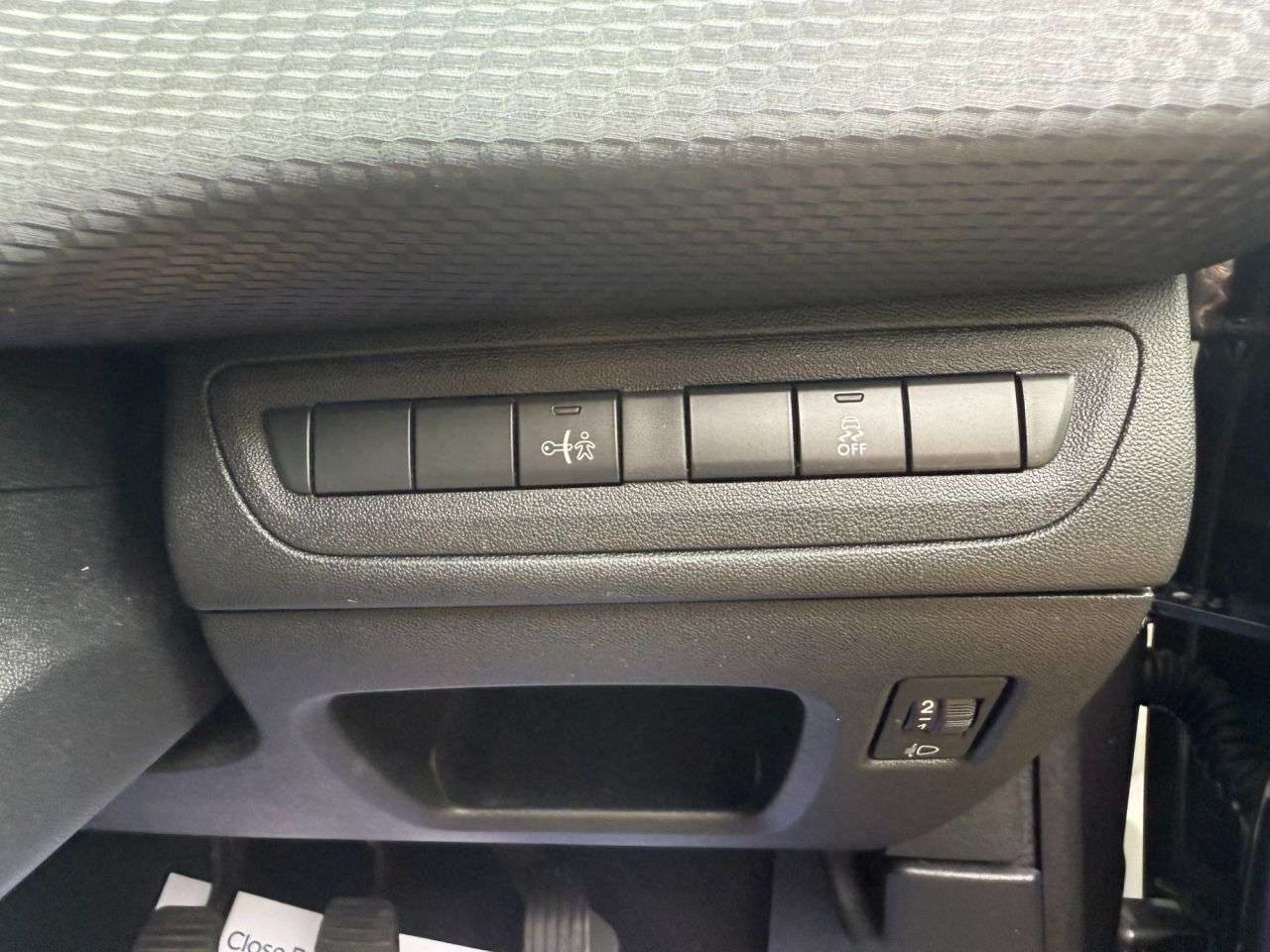 2016 PEUGEOT 2008 2016 PEUGEOT 2008
