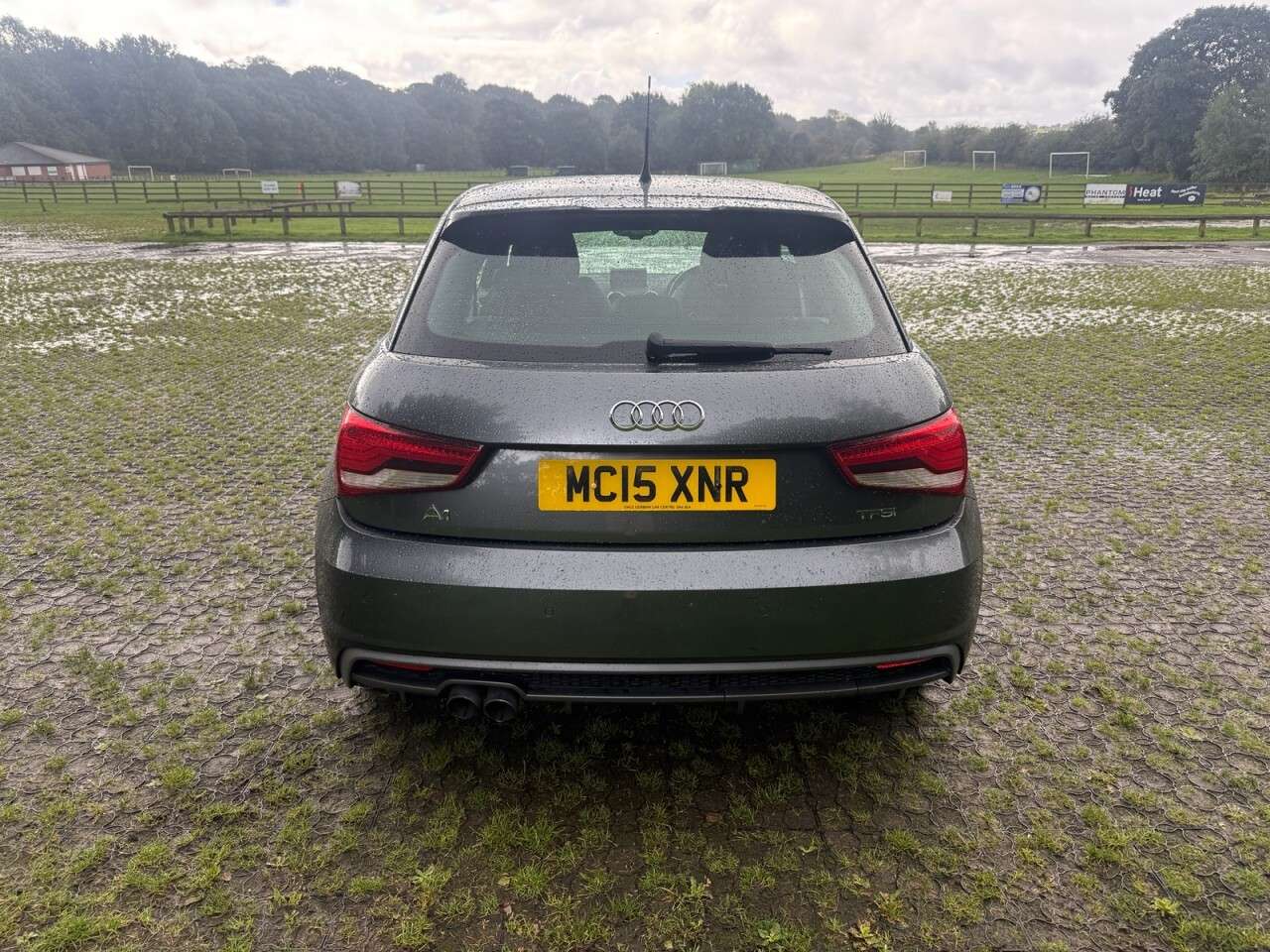 A 2015 AUDI A1 1.4 TFSI S line Sportback 5dr Petrol Manual Euro 6 (s/s) (125 ps) Service H A 2015 AUDI A1 1.4 TFSI S line Sportback 5dr Petrol Manual Euro 6 (s/s) (125 ps) Service H