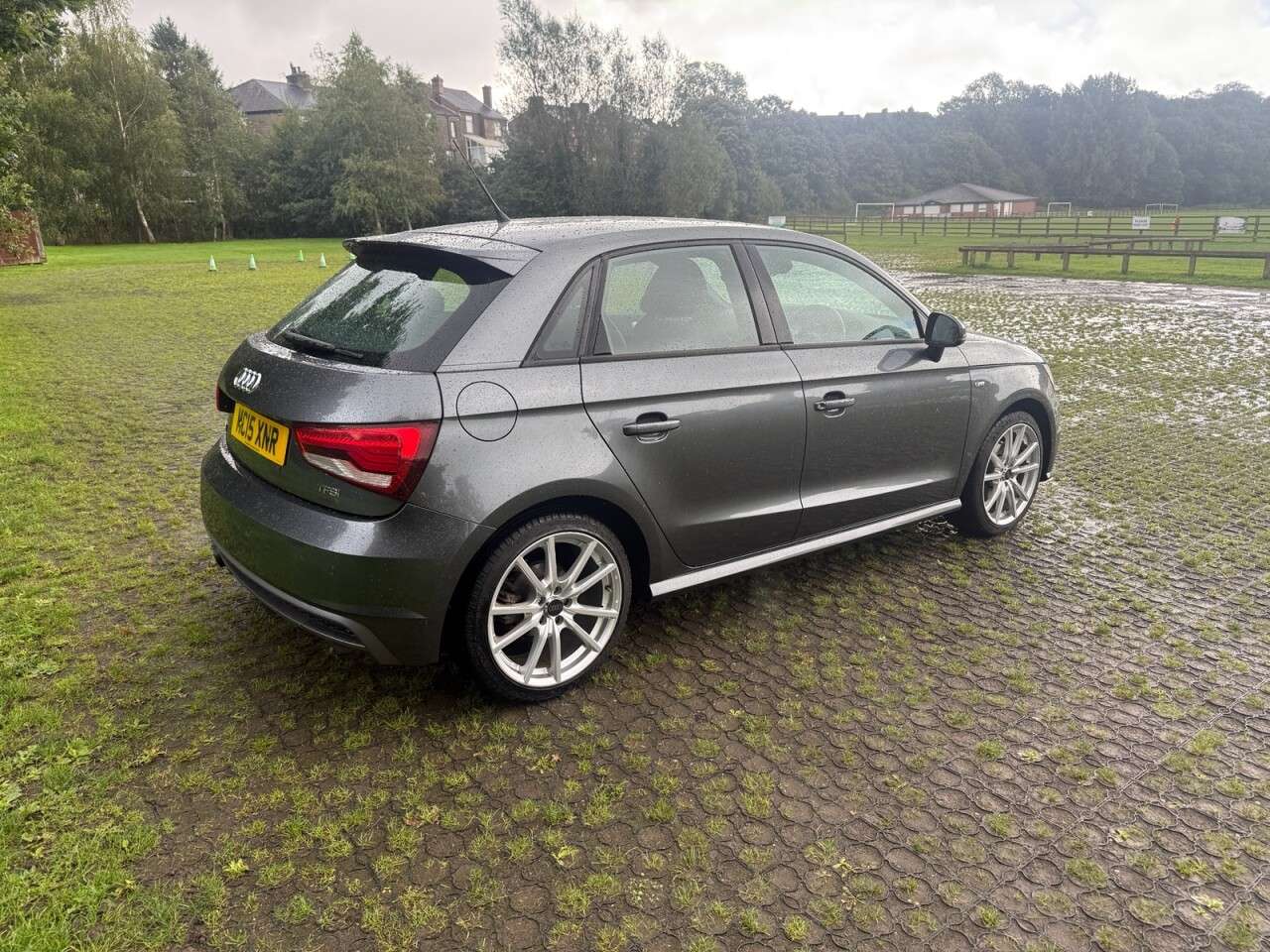 2015 AUDI A1 2015 AUDI A1
