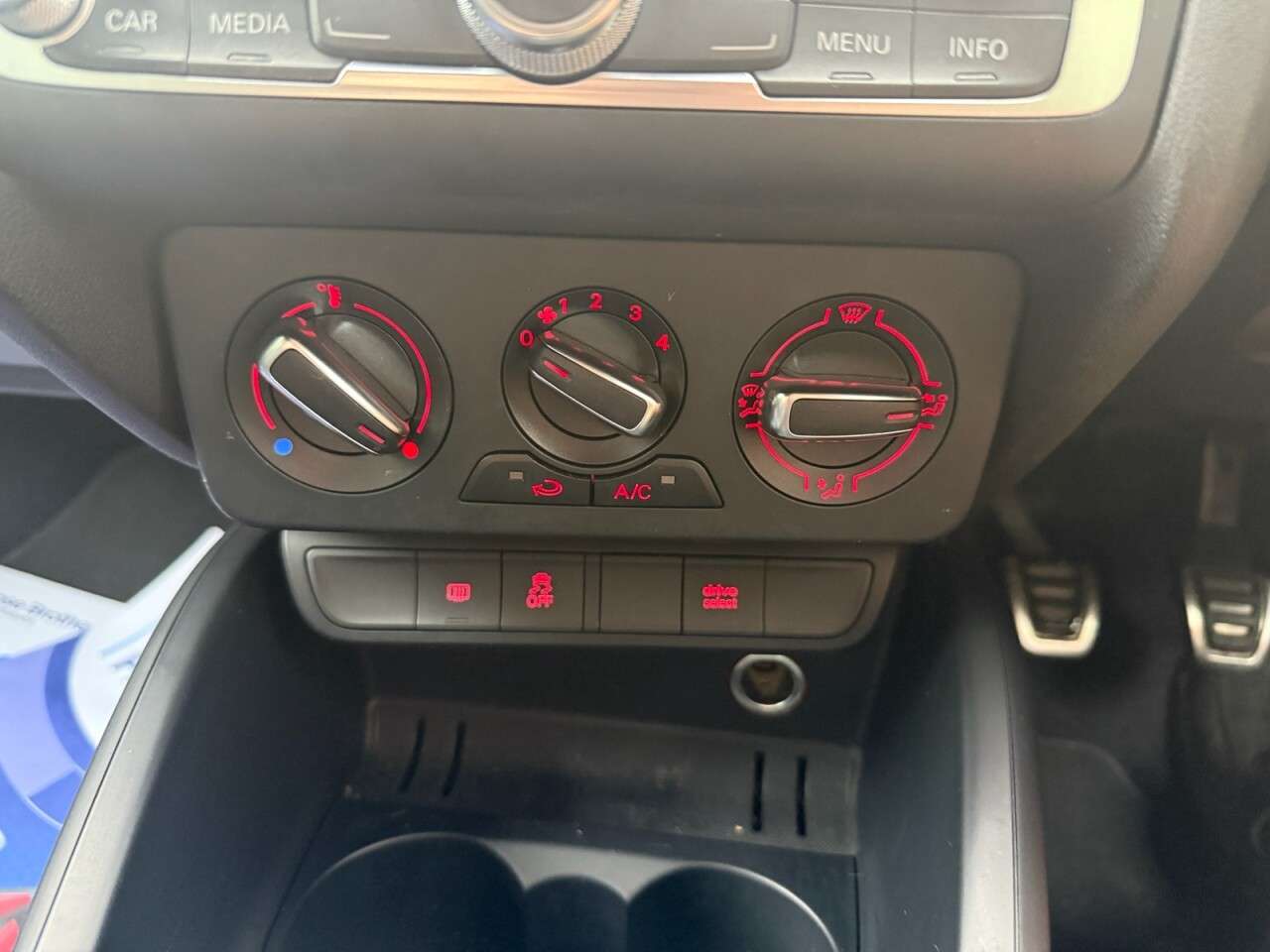 2015 AUDI A1 2015 AUDI A1