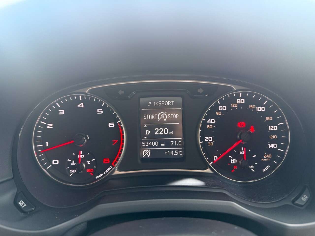 2015 AUDI A1 2015 AUDI A1