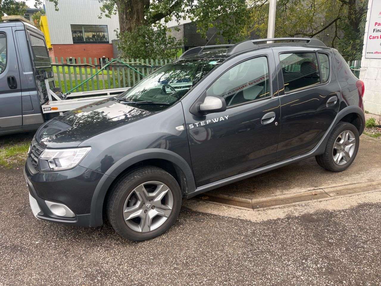 A 2018 DACIA SANDERO STEPWAY 0.9 TCe Essential Hatchback 5dr Petrol Manual Euro 6 (s/s) (90 ps) A 2018 DACIA SANDERO STEPWAY 0.9 TCe Essential Hatchback 5dr Petrol Manual Euro 6 (s/s) (90 ps)