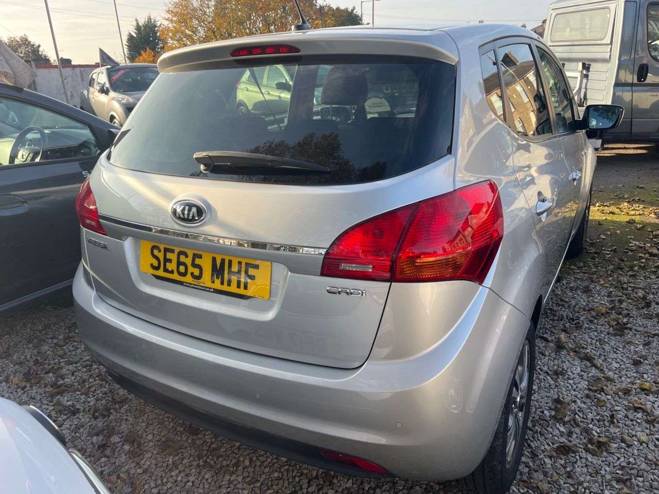 A 2016 KIA VENGA 1.4 CRDi SR7 MPV 5dr Diesel Manual Euro 5 (89 bhp) A 2016 KIA VENGA 1.4 CRDi SR7 MPV 5dr Diesel Manual Euro 5 (89 bhp)
