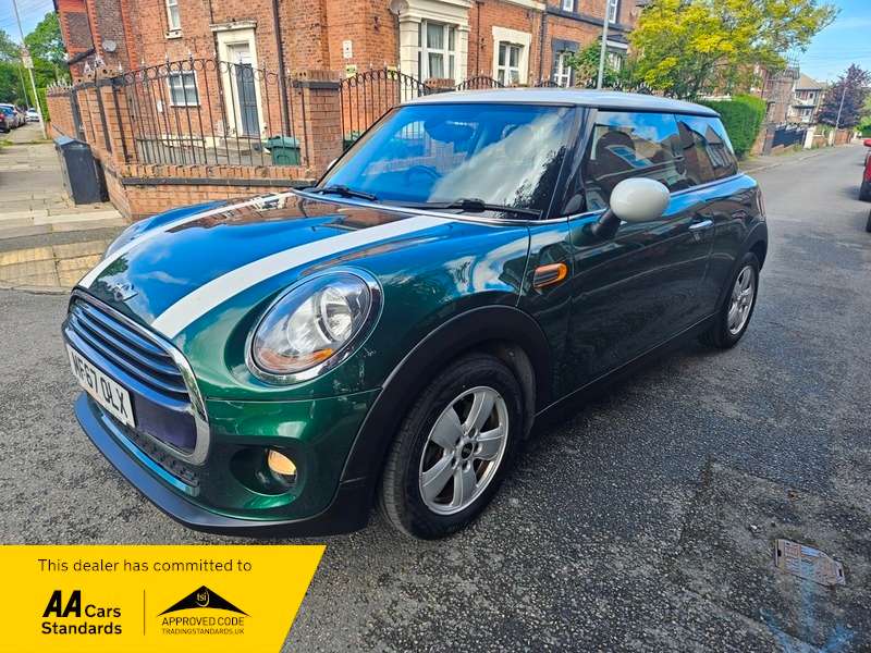 A 2017 MINI HATCH 1.5 COOPER A 2017 MINI HATCH 1.5 COOPER