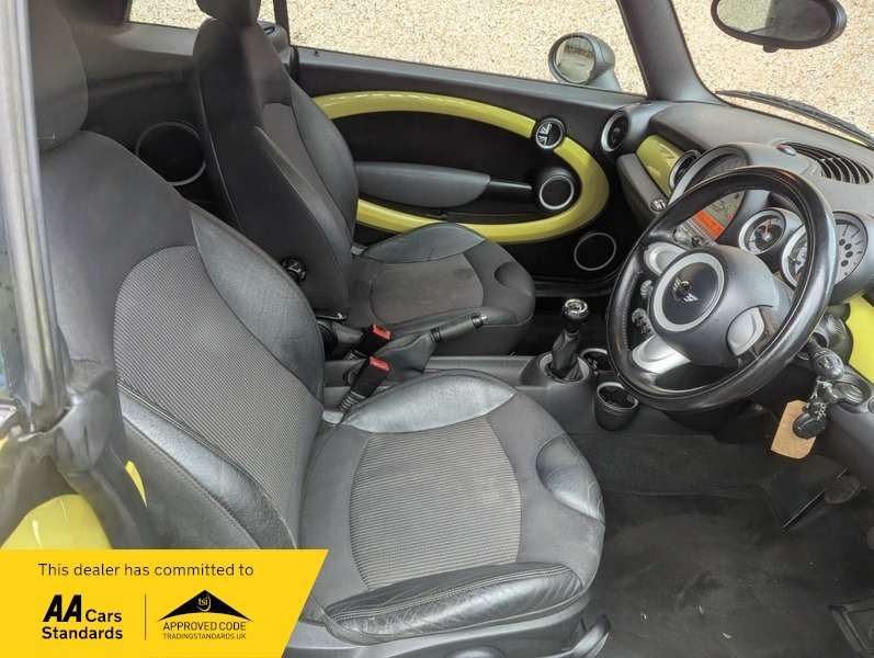 2009 MINI CONVERTIBLE 2009 MINI CONVERTIBLE