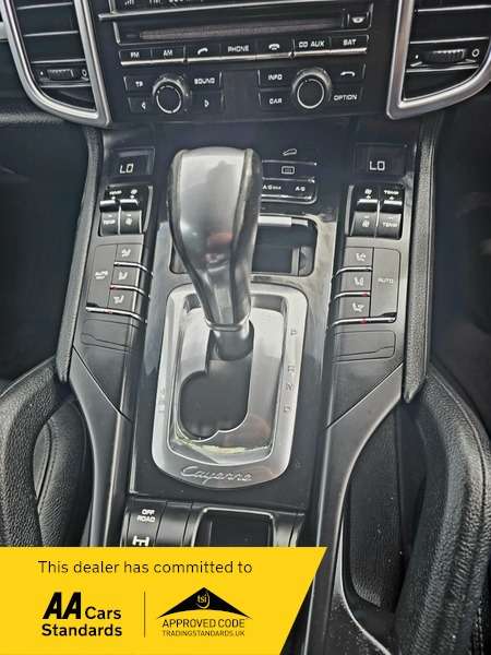A 2013 PORSCHE CAYENNE D V6 TIPTRONIC BLACK EDITION A 2013 PORSCHE CAYENNE D V6 TIPTRONIC BLACK EDITION
