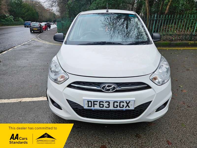 A 2013 HYUNDAI I10 CLASSIC A 2013 HYUNDAI I10 CLASSIC