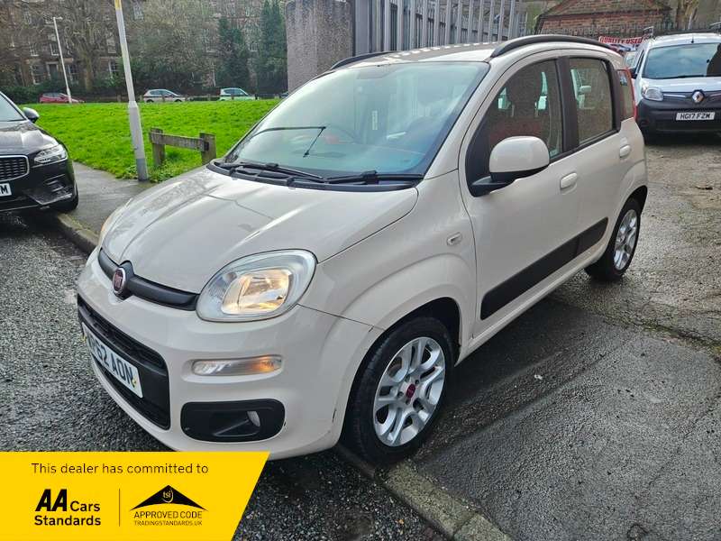 A 2012 FIAT PANDA LOUNGE A 2012 FIAT PANDA LOUNGE
