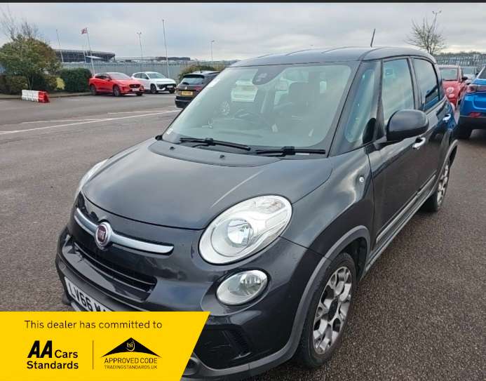 A 2016 FIAT 500L 1.3 MULTIJET TREKKING DUALOGIC A 2016 FIAT 500L 1.3 MULTIJET TREKKING DUALOGIC