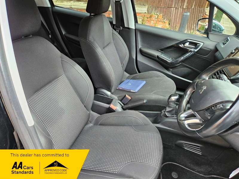 2016 PEUGEOT 208 2016 PEUGEOT 208