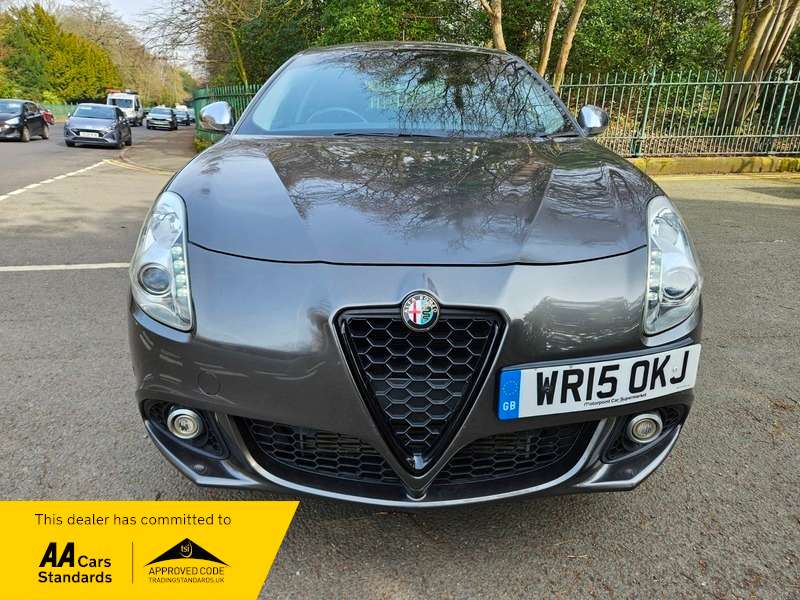 A 2015 ALFA ROMEO GIULIETTA JTDM-2 BUSINESS EDITION A 2015 ALFA ROMEO GIULIETTA JTDM-2 BUSINESS EDITION