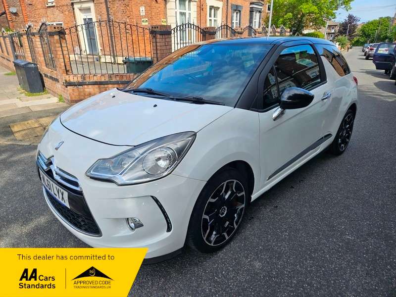 A 2011 CITROEN DS3 1.6 DSTYLE PLUS A 2011 CITROEN DS3 1.6 DSTYLE PLUS