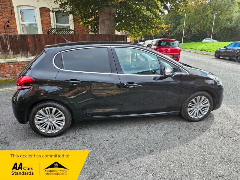 2016 PEUGEOT 208 2016 PEUGEOT 208