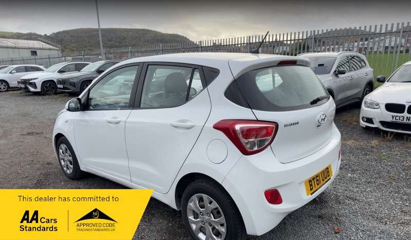 A 2016 HYUNDAI I10 SE BLUE DRIVE A 2016 HYUNDAI I10 SE BLUE DRIVE