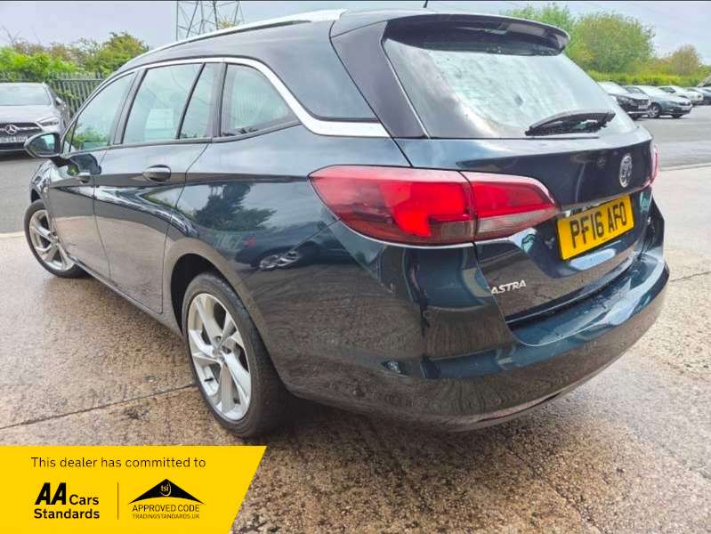 A 2016 VAUXHALL ASTRA 1.6 SRI CDTI S/S A 2016 VAUXHALL ASTRA 1.6 SRI CDTI S/S