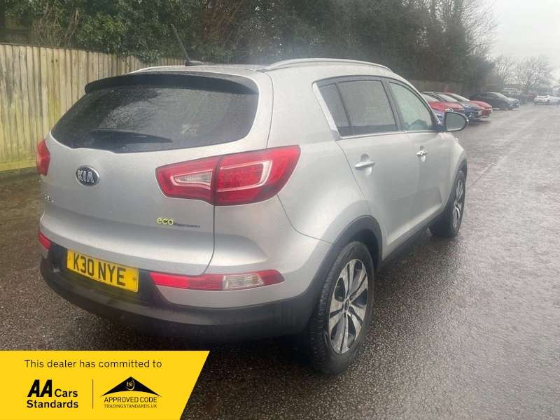 A 2012 KIA SPORTAGE 1.7 CRDI 3 SAT NAV A 2012 KIA SPORTAGE 1.7 CRDI 3 SAT NAV