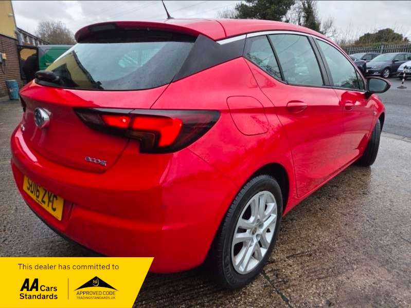 A 2016 VAUXHALL ASTRA 1.0T DESIGN ECOFLEX S/S A 2016 VAUXHALL ASTRA 1.0T DESIGN ECOFLEX S/S