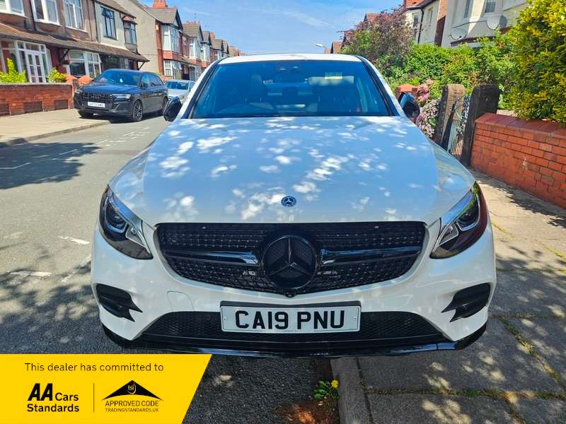 A 2019 MERCEDES GL CLASS AMG GLC 43 4MATIC PREMIUM PLUS A 2019 MERCEDES GL CLASS AMG GLC 43 4MATIC PREMIUM PLUS