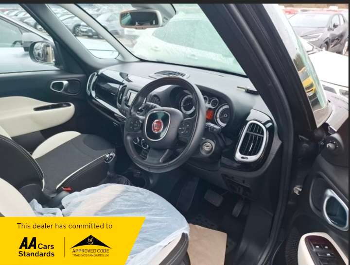 2016 FIAT 500L 2016 FIAT 500L
