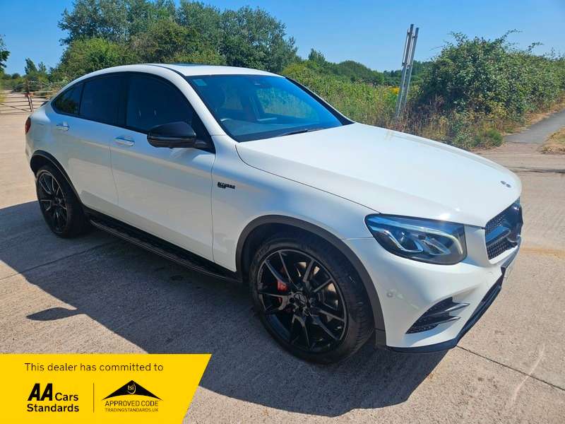 A 2019 MERCEDES GLC CLASS AMG GLC 43 4MATIC PREMIUM PLUS A 2019 MERCEDES GLC CLASS AMG GLC 43 4MATIC PREMIUM PLUS