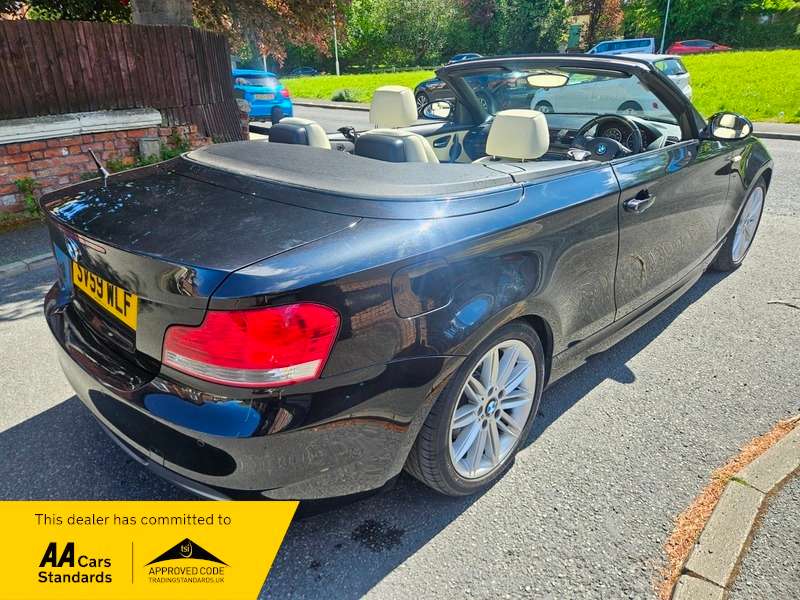 A 2009 BMW 1 SERIES 118i M SPORT A 2009 BMW 1 SERIES 118i M SPORT